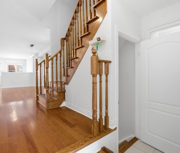 For Lease - 68 Old Orchard Crescent, Richmond Hill, Ontario - Photo 2