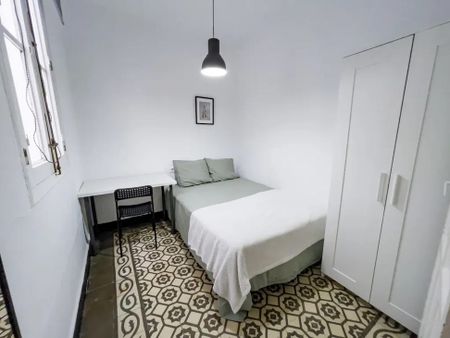 Calle Bustos Tavera, Sevilla, Andalusia 41003 - Photo 3