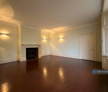 8 bedroom detached house to rent - Photo 3