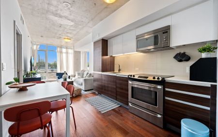 For Lease - 1190 Dundas Street Unit# 420, Toronto, Ontario - Photo 2