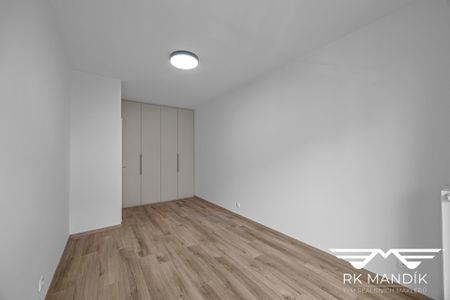 Pronájem bytu 2+kk 48 m² - Fotografie 2