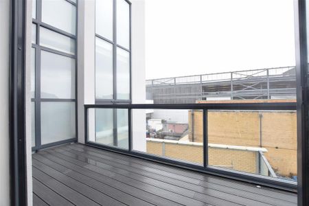 2 bedroom apartment to rent - Photo 3