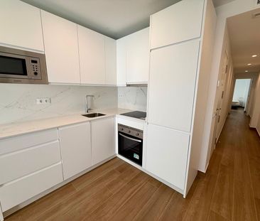 Middle Floor Apartment in Fuengirola - Photo 1