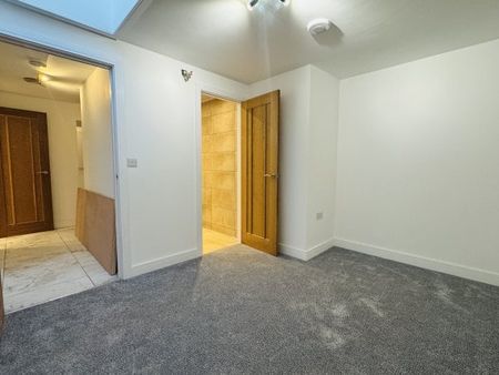 Priory Street, Carmarthen, SA31 - Photo 3