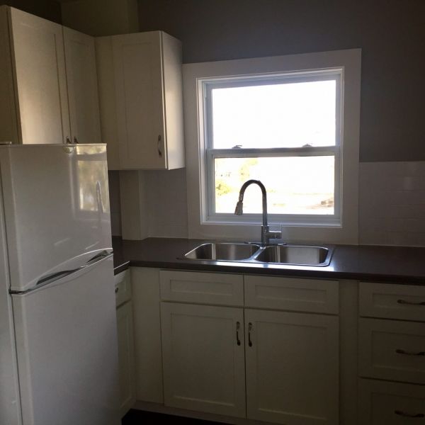Prince Arthur-1 Bedroom Upper Unit in Small Dartmouth Building! - Photo 1