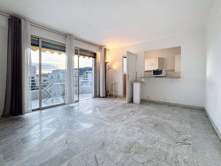 STUDIO A LOUER MEUBLE 700E A GOLFE JUAN, - Photo 4