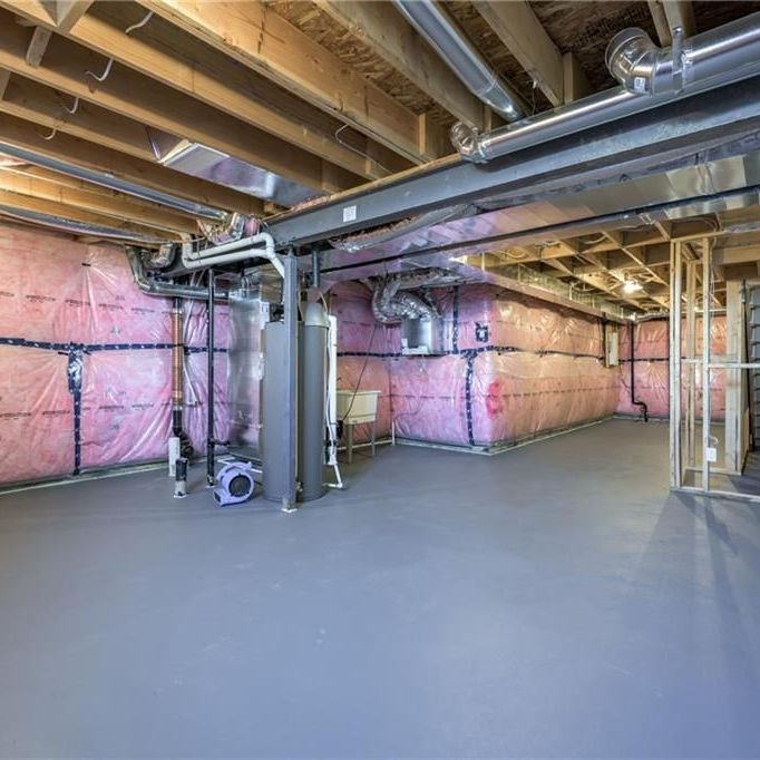 For Lease - 341 KENNINGTON Way, London South, Ontario - Photo 1