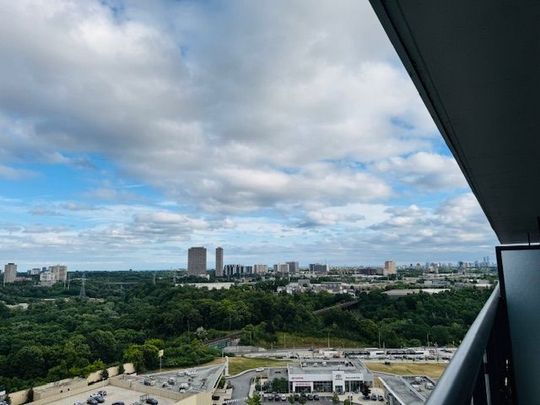 For Lease - 10 Inn On the Park Drive Unit# 1605, Toronto, Ontario - Photo 1