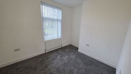 Benfield Street, Heywood - Photo 3