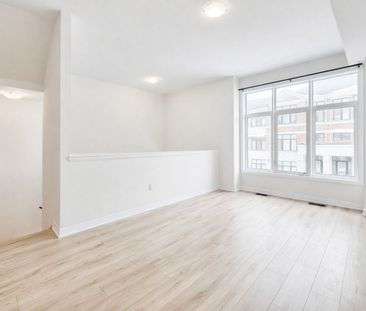 For Lease - 16 Tay Lane, Richmond Hill, Ontario - Photo 1