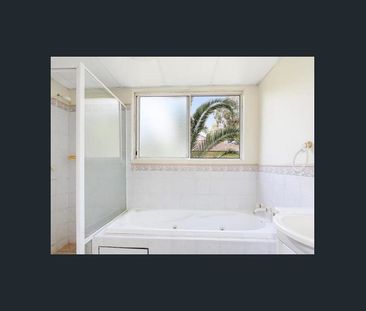 Generous 2 bedroom unit in prime location and within easy walk of W... - Photo 3