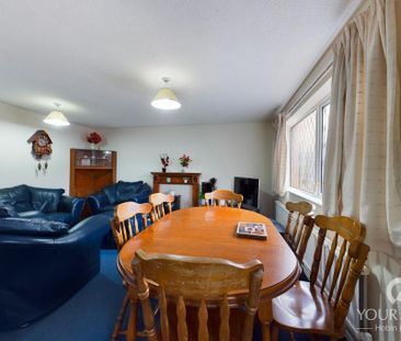 2 bedroom end of terrace house to rent - Photo 2