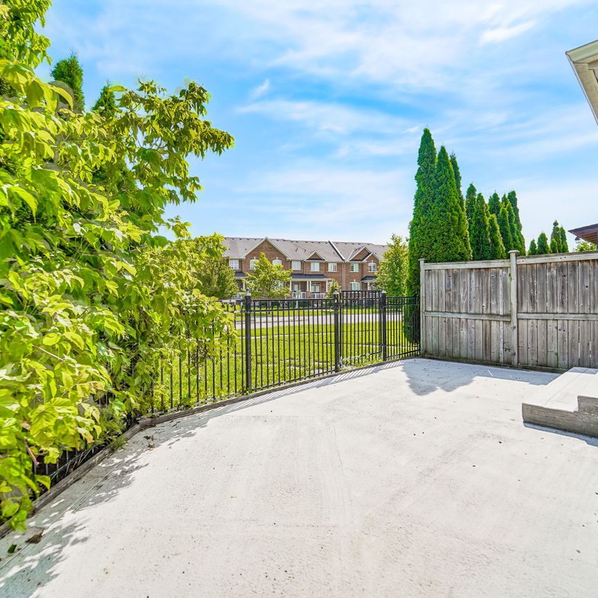 For Lease - 19 Tait Court Unit# Bsmt, Toronto, Ontario - Photo 1