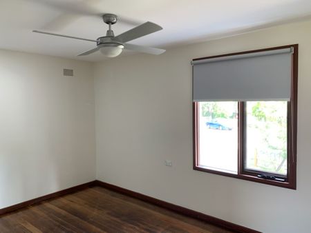 Beautifully Presented 3 Bedroom Home &excl;&excl; - Photo 3