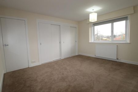 4 bedroom detached house to rent - Photo 5