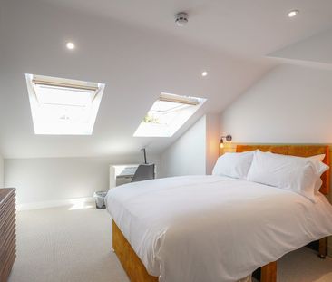 6 Bed Terraced House, Milton Road, SO15 - Photo 4