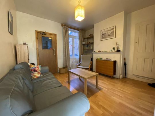 4 bedroom house to rent - Photo 1