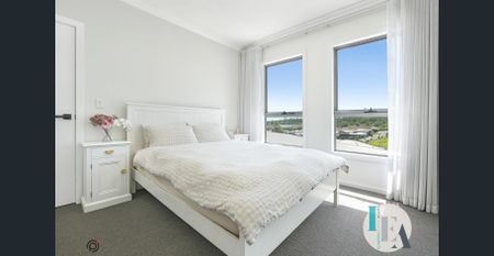 Modern Living in Peaceful Setting - Photo 3