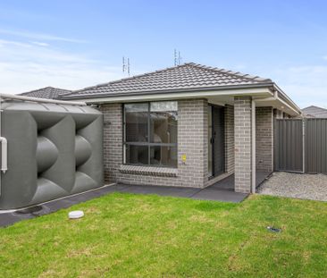 6a Castleton Close, Farley - Photo 4