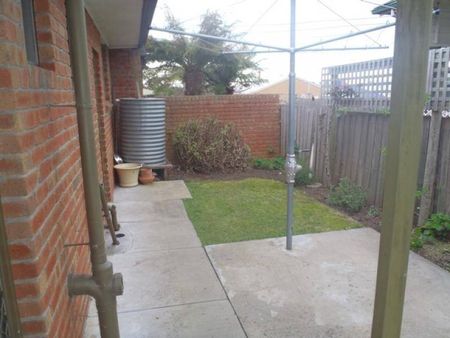 Perfect, compact two bedroom unit - Available NOW - Photo 5