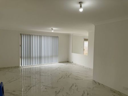 4 Bedrooms house FRESHLY PAINTED - Photo 5