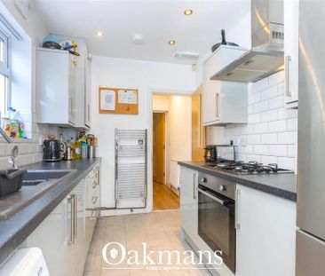 6 bedroom house to rent - Photo 2