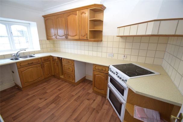 2 bed apartment to rent in Flamborough Road, Bridlington, YO15 - Photo 1