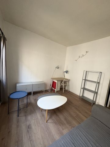 Location Appartement 1 pièce 30m² CASTELNAUDARY 11400 - Photo 3