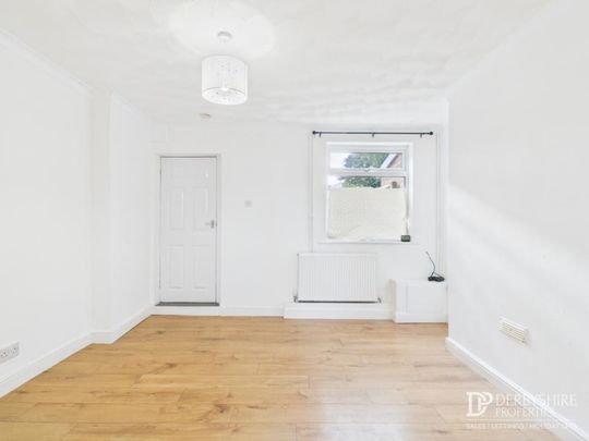 2 Bedroom Terraced House - Photo 1