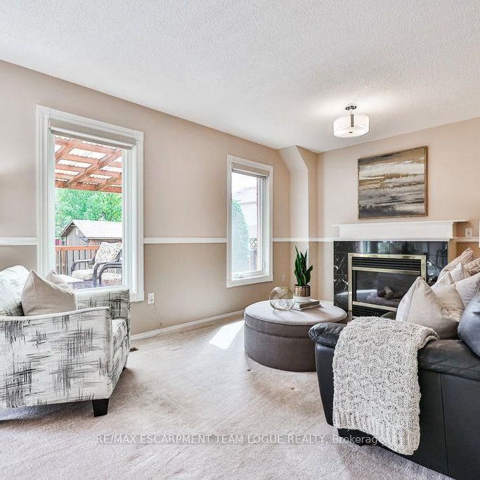 For Lease - 1038 WINDSOR HILL Boulevard, Mississauga, Ontario - Photo 1