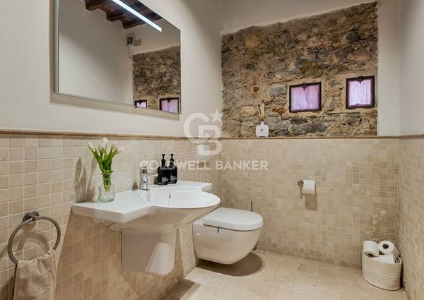 viale apua, Pietrasanta, Tuscany 55045