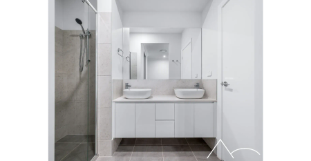 Contemporary Elegance Meets Refined Family Living - Photo 5