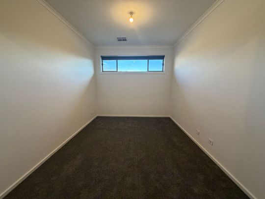 Brand New Family Home - Photo 1