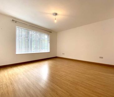 13 Parkview, Ballyclare, BT39 9FQ - Photo 2