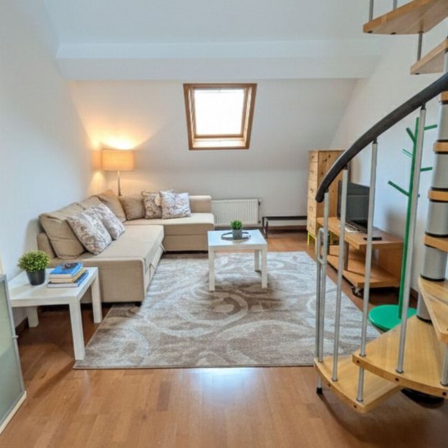Duplex te huur in Brussel voor € 950 met 1 slaapkamer - Photo 1
