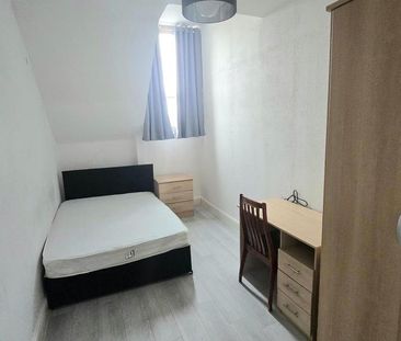 5 bedroom terraced house to rent - Photo 2