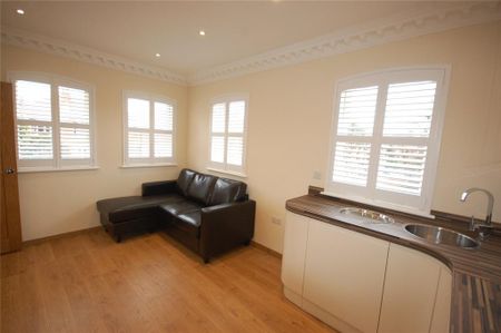 1 bedroom apartment to rent - Photo 2