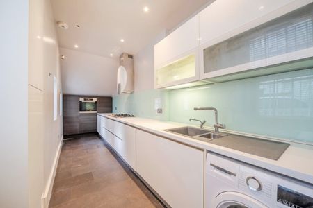 2 bedroom flat to rent - Photo 4