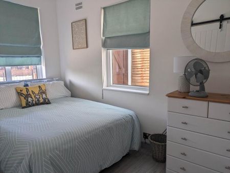 2 bedroom semi-detached house to rent - Photo 3