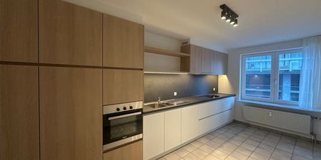 Appartement te huur in Oostende voor € 905 met 2 slaapkamers - Photo 3