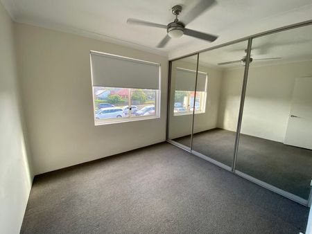 MODERN 2 BEDROOM UNIT - Photo 4