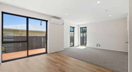 Brand New 2 Bedroom, 1 Bathroom Home - Photo 2