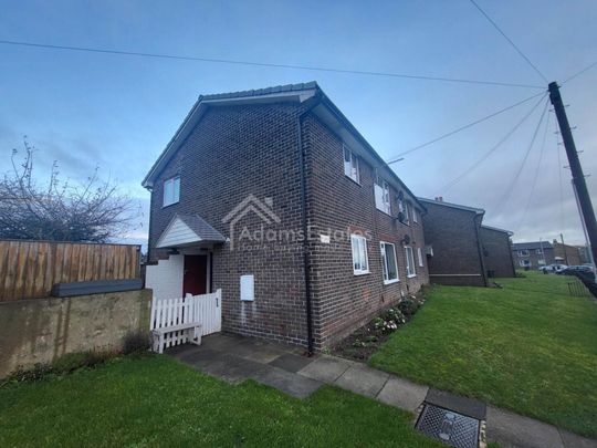 Price £650 pcm - Available Now - Unfurnished - Photo 1
