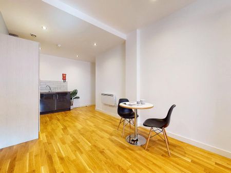 2 bedroom apartment to rent - Photo 3