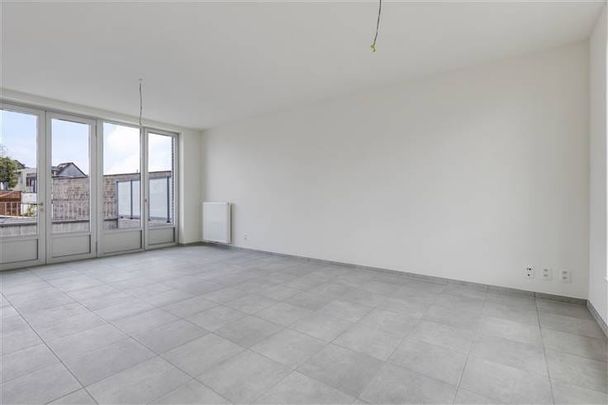 Appartement te huur - Photo 1