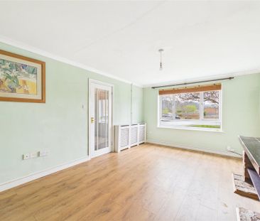 3 bedroom House in Colliers Way, Reading - Photo 1