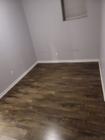 For Lease - 7241 Second Line Unit# Basement, Mississauga, Ontario - Photo 2