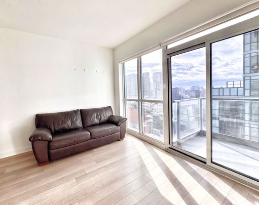For Lease - 210 Simcoe Street Unit# 2008, Toronto, Ontario - Photo 1