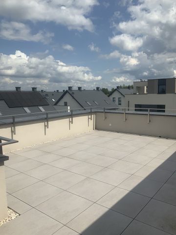 Dwupoziomowy, umeblowany apartament z tarasem - Zdjęcie 5