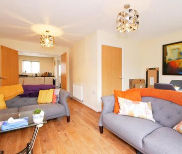 3 bedroom terraced house to rent - Photo 2